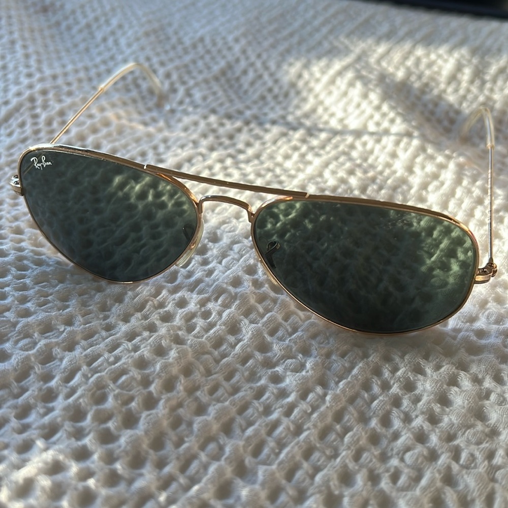Rayban aviator sunglasses with original case